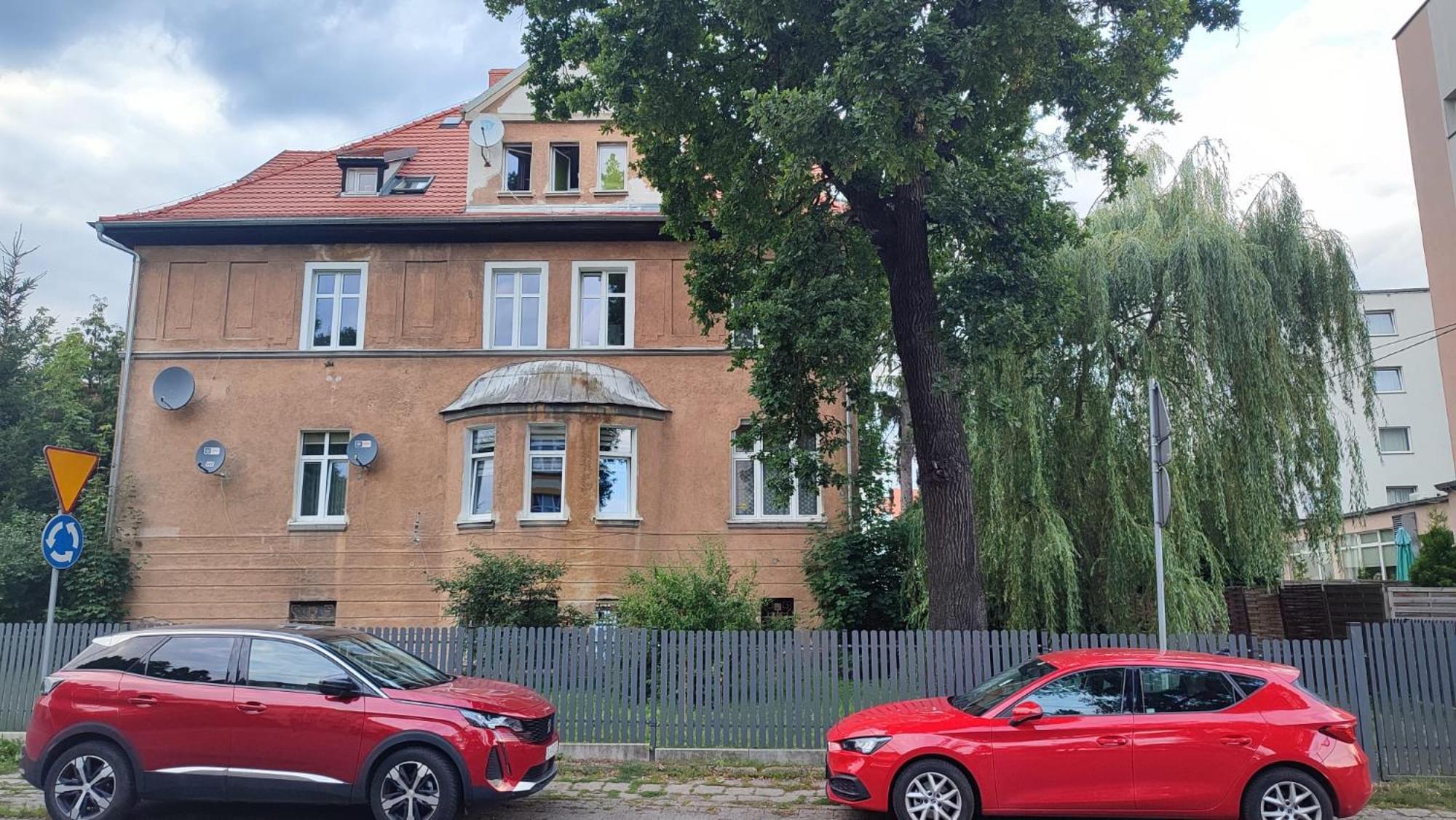 شقة Mieszkanie Z Widokiem Na Park -Cieplice Slaskie Zdroj يلينيا غورا المظهر الخارجي الصورة